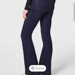 Women's Dark Blue Jeans